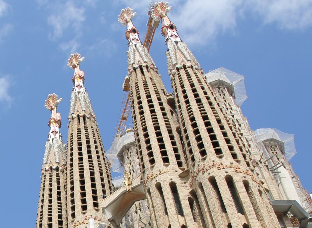 Exploring The Iconic Sagrada Familia Towers Dave In Spain