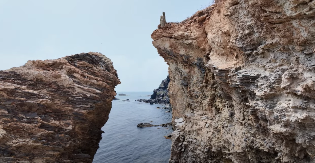 Cabo de Palos: Your Guide To This Beloved Village 3 Stunning rock formations