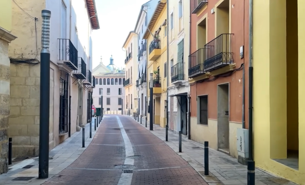 Visiting Xàtiva Spain: Castles, Conquests & History 11 walking down the streets still