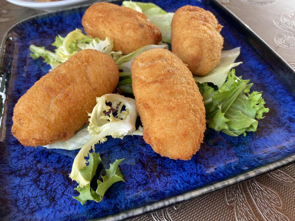 Restaurante El Capitán La Marina 3 Croquettes at Restaurante El Capitán