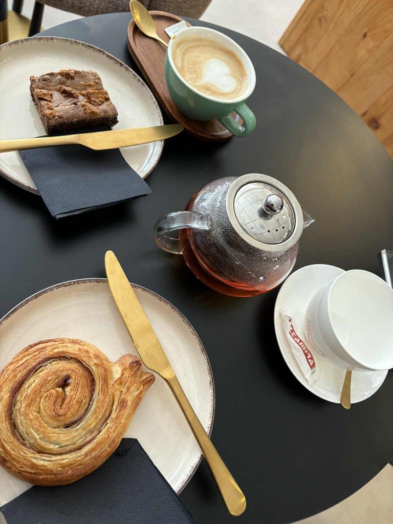 Bella's Coffee Lounge