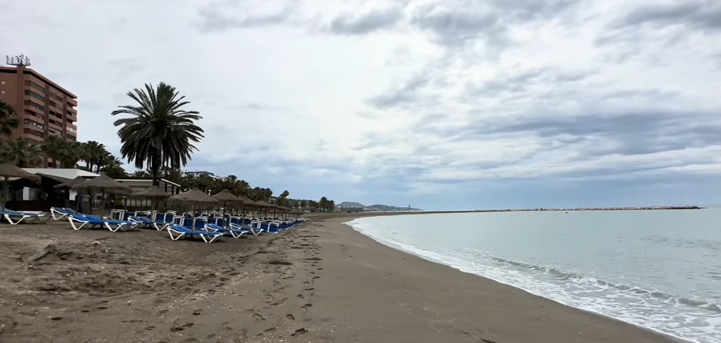 Playa de la Caleta in November