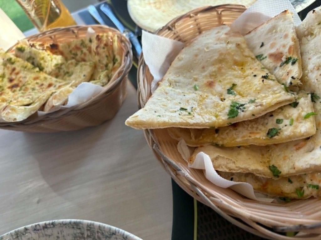 Blissful Bites Benijófar - WOW! 7 naan breads